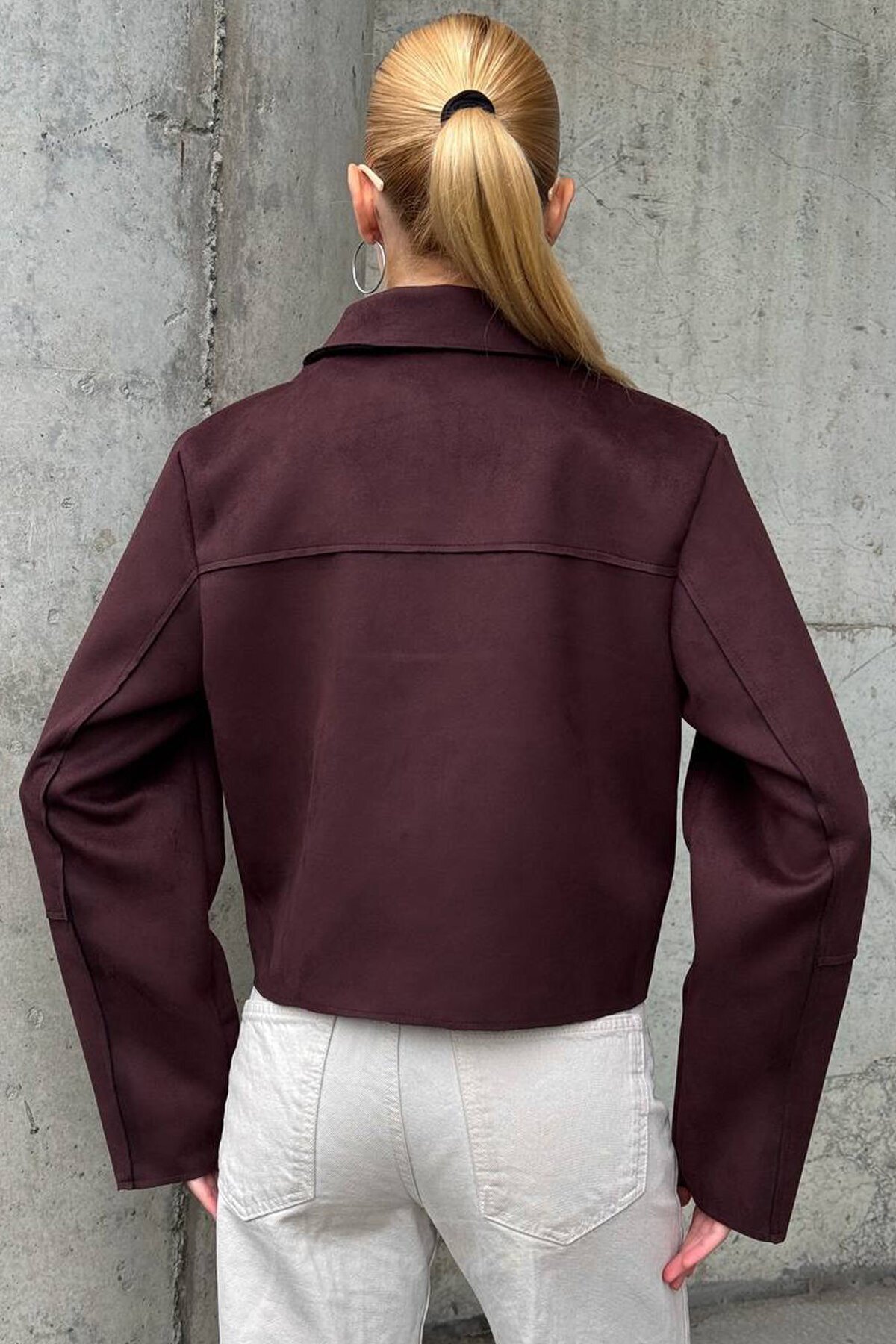 Düğmeli Cep Detaylı Süet Ceket