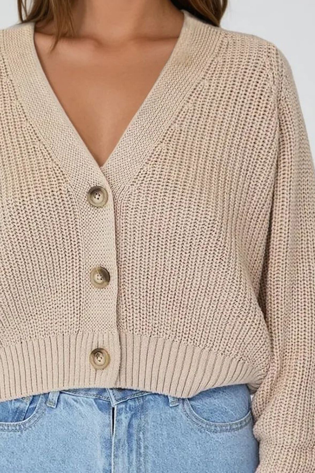 Düğmeli V Yaka Fitilli Triko Hırka