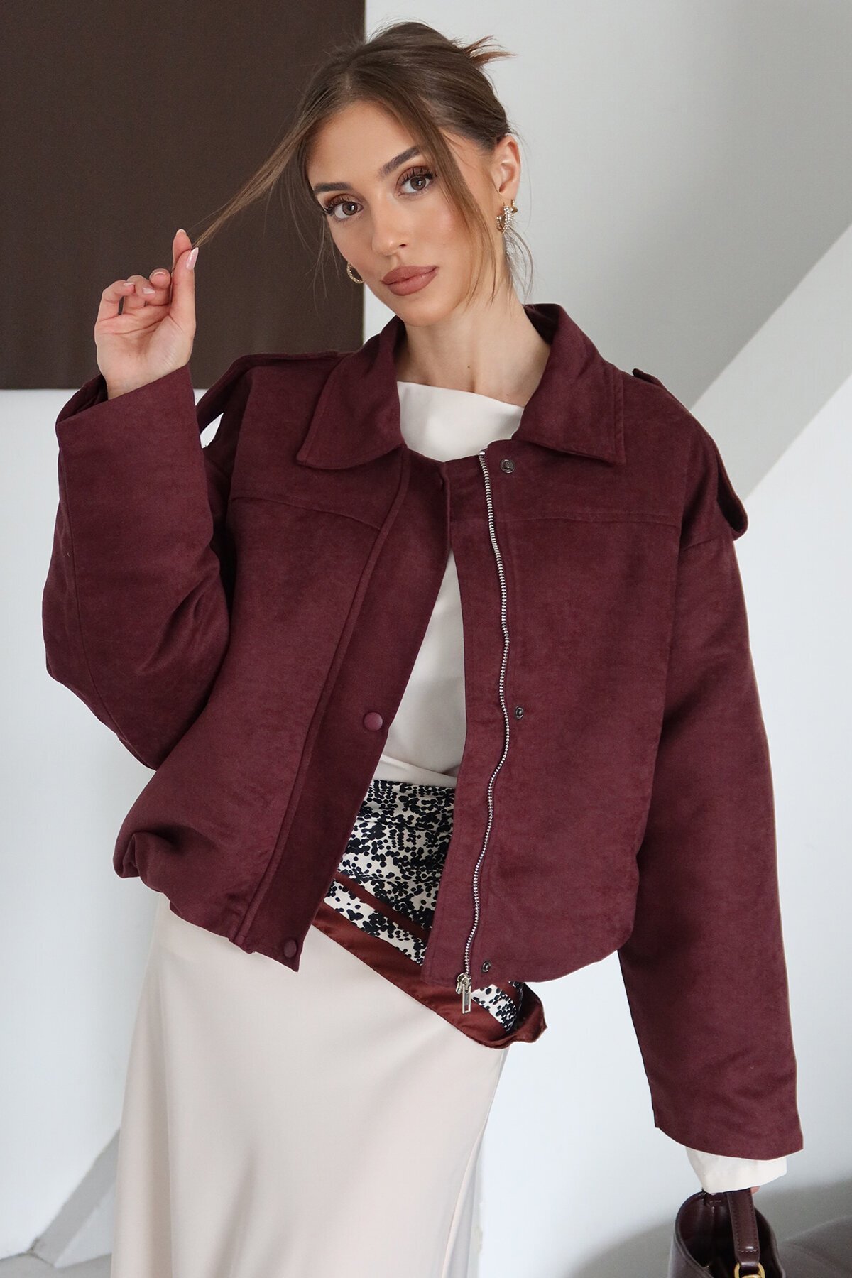 Fermuar Kapamalı Kemer Detaylı Ceket