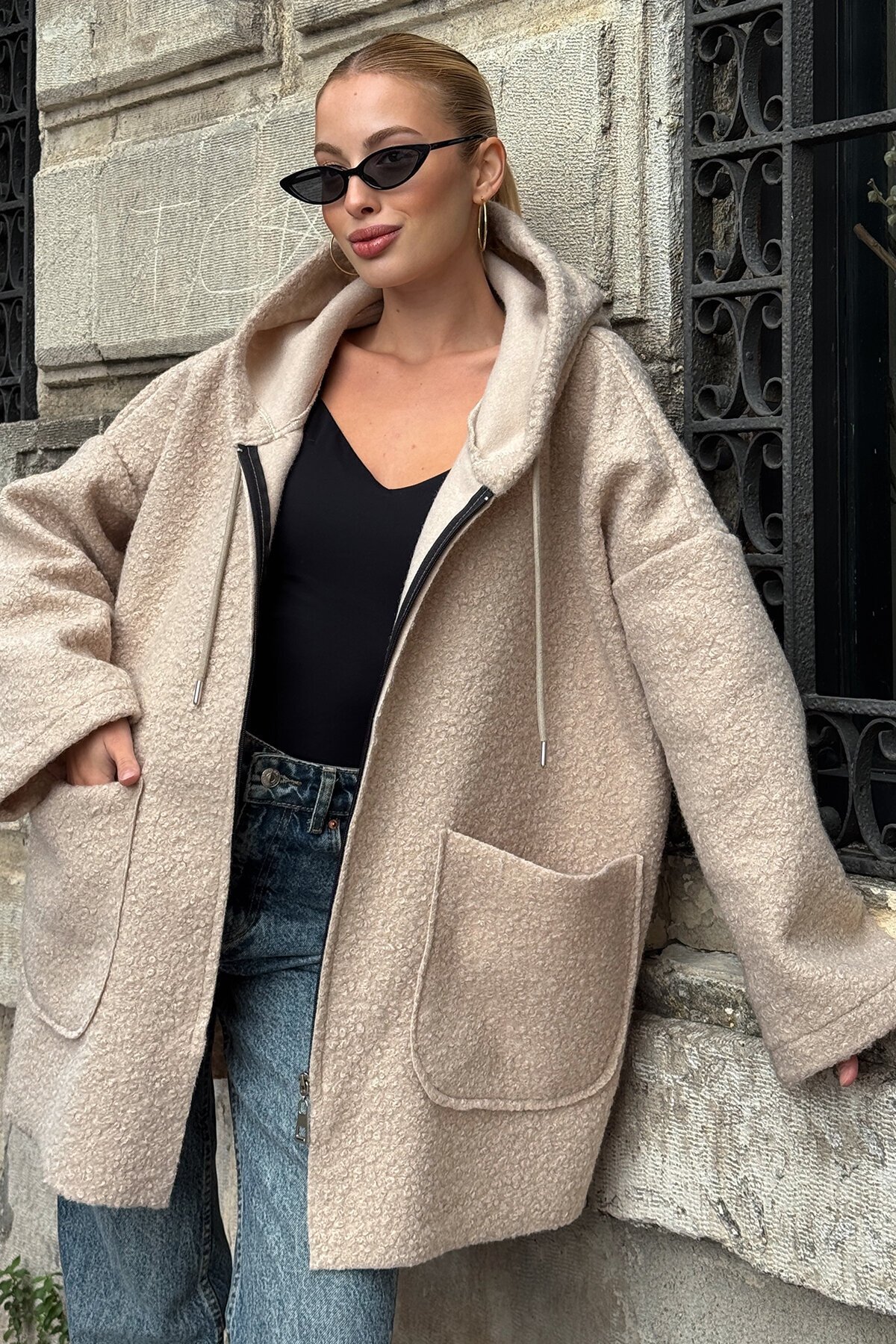 Fermuarlı Çift Cepli Kapüşonlu Kaşe Kaban