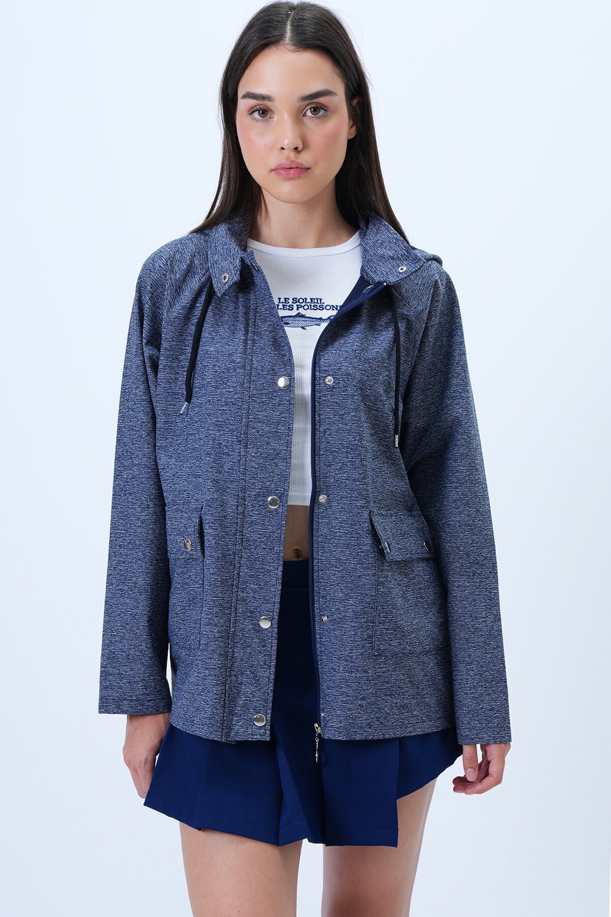 Fermuarve Çıtçıt Kapamalı Kapüşonlu Çift Cepli Ceket