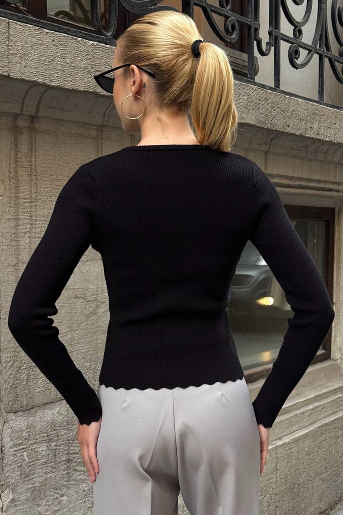 Fit Uzun Kollu Düğmeli Triko Bluz