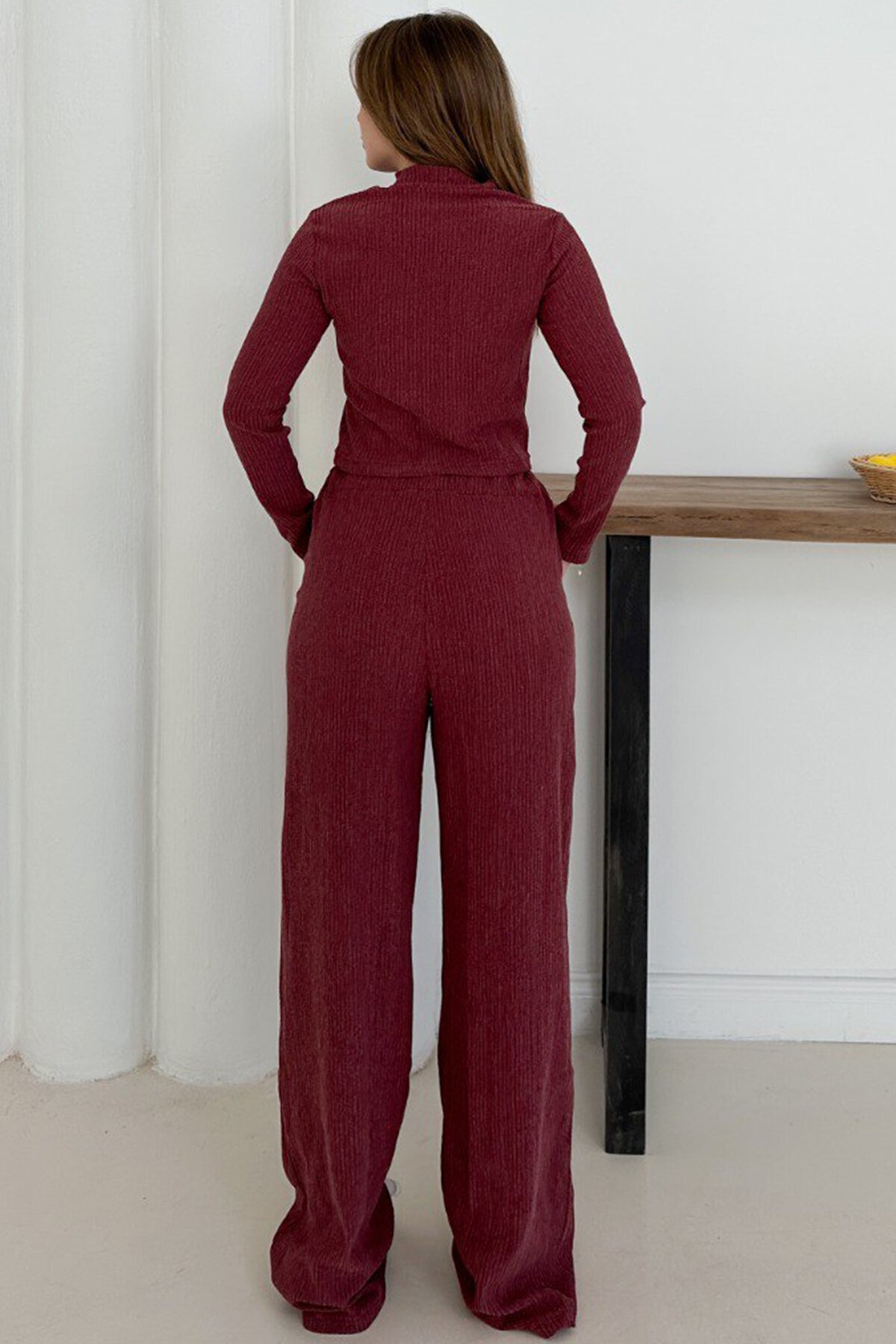 Geniş Kol Crop Bluz Ve Beli Lastikli Pantolon Fitilli Takım