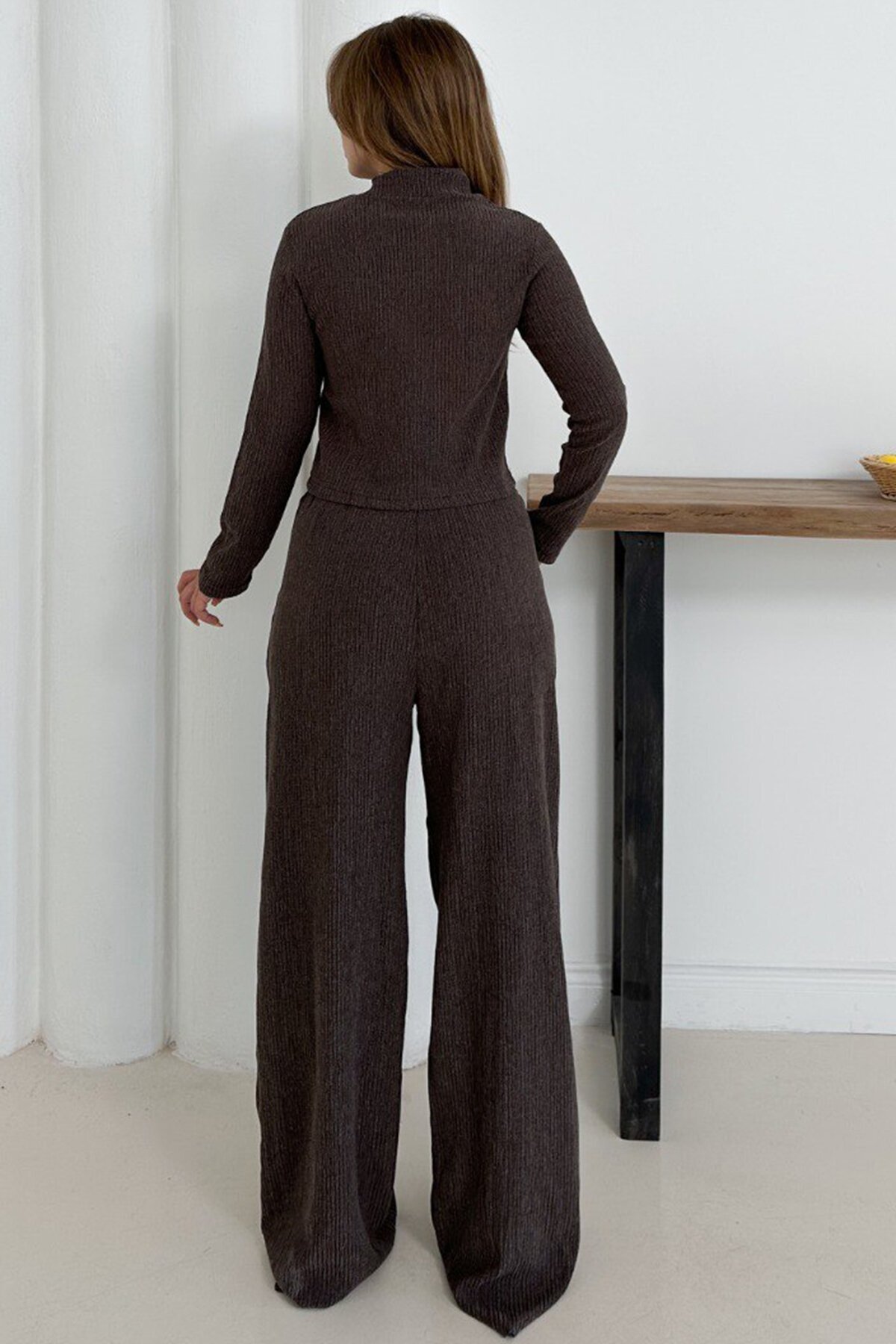 Geniş Kol Crop Bluz Ve Beli Lastikli Pantolon Fitilli Takım