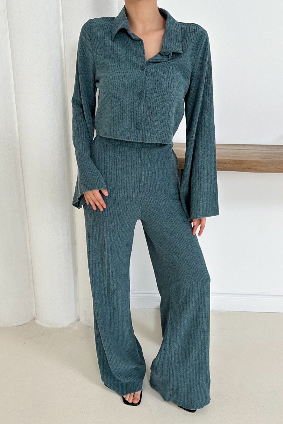 Geniş Kol Crop Gömlek Ve Beli Lastikli Pantolon Fitilli Takım