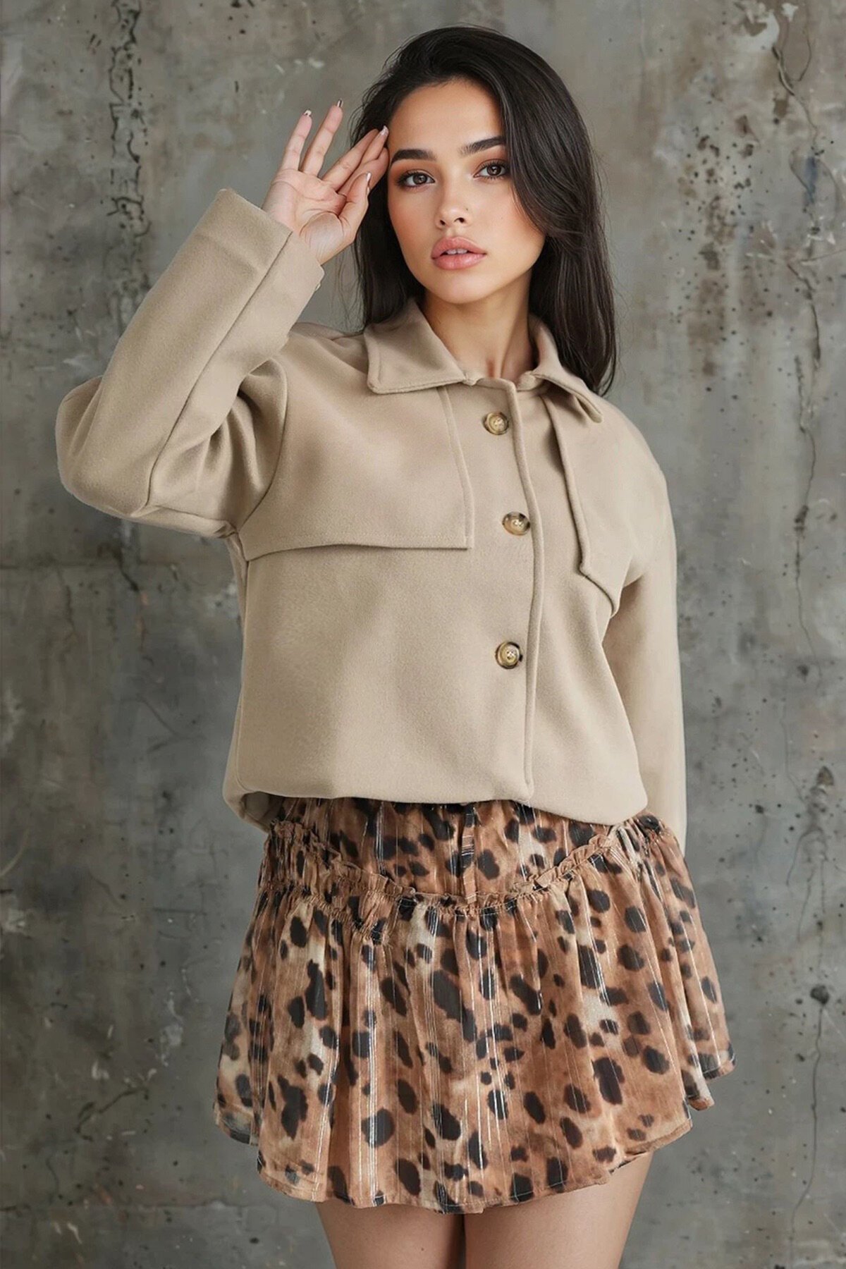 Gömlek Yaka Düğme Kapamalı Kısa Kaşe Astarlı Ceket