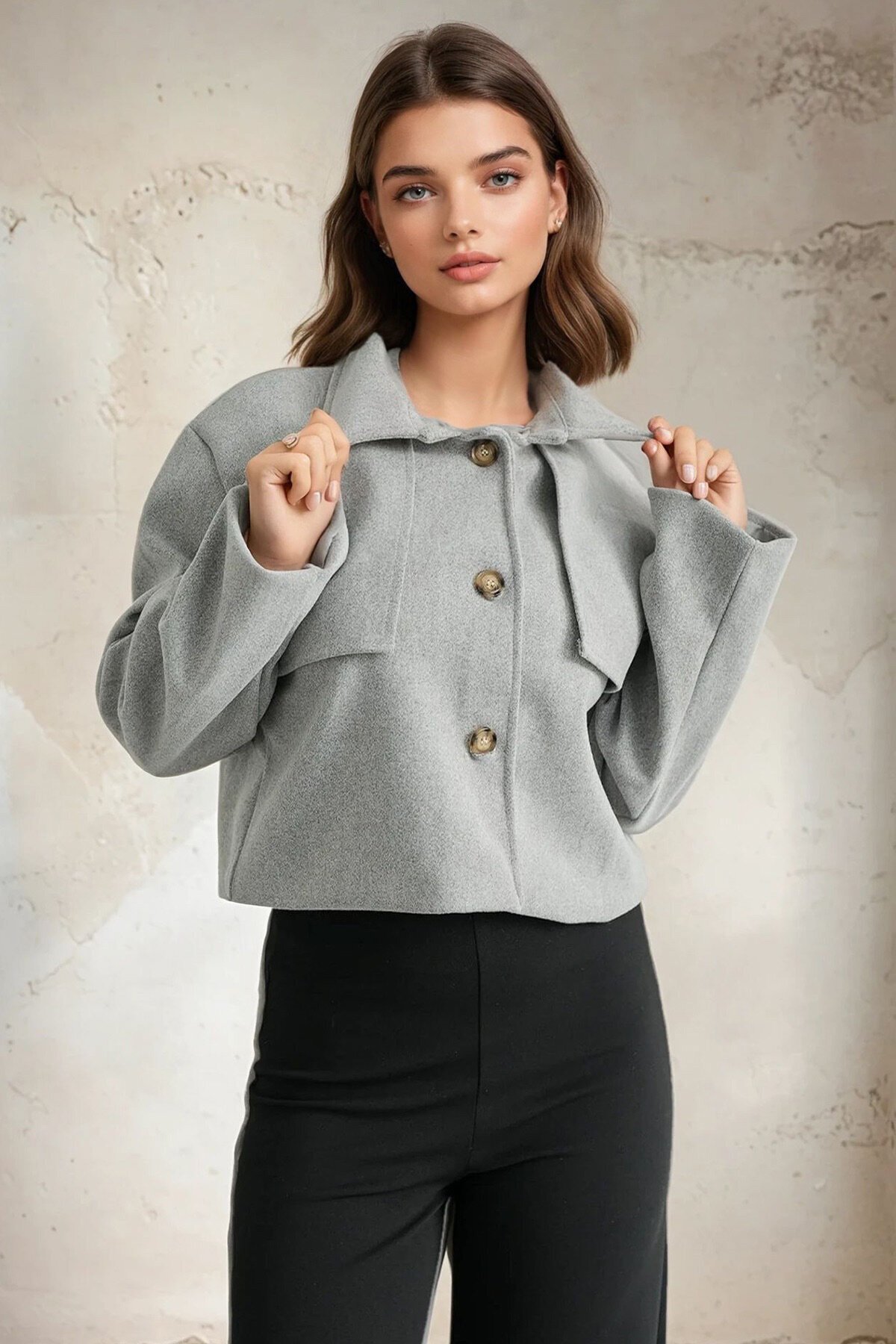 Gömlek Yaka Düğme Kapamalı Kısa Kaşe Astarlı Ceket