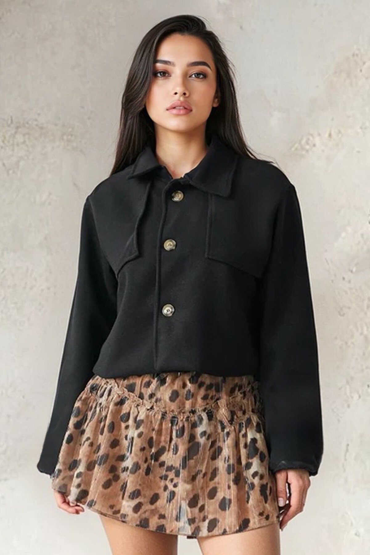 Gömlek Yaka Düğme Kapamalı Kısa Kaşe Astarlı Ceket