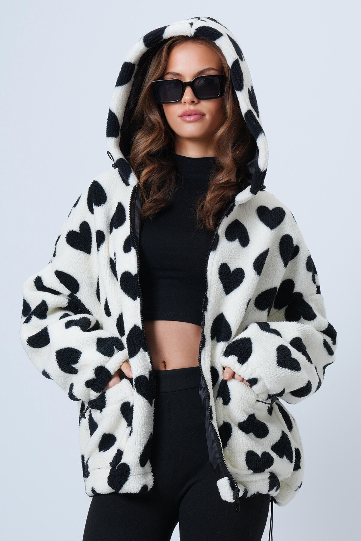 Kalpli Dik Yaka İçi Astarlı Cepli Oversize Peluş Mont