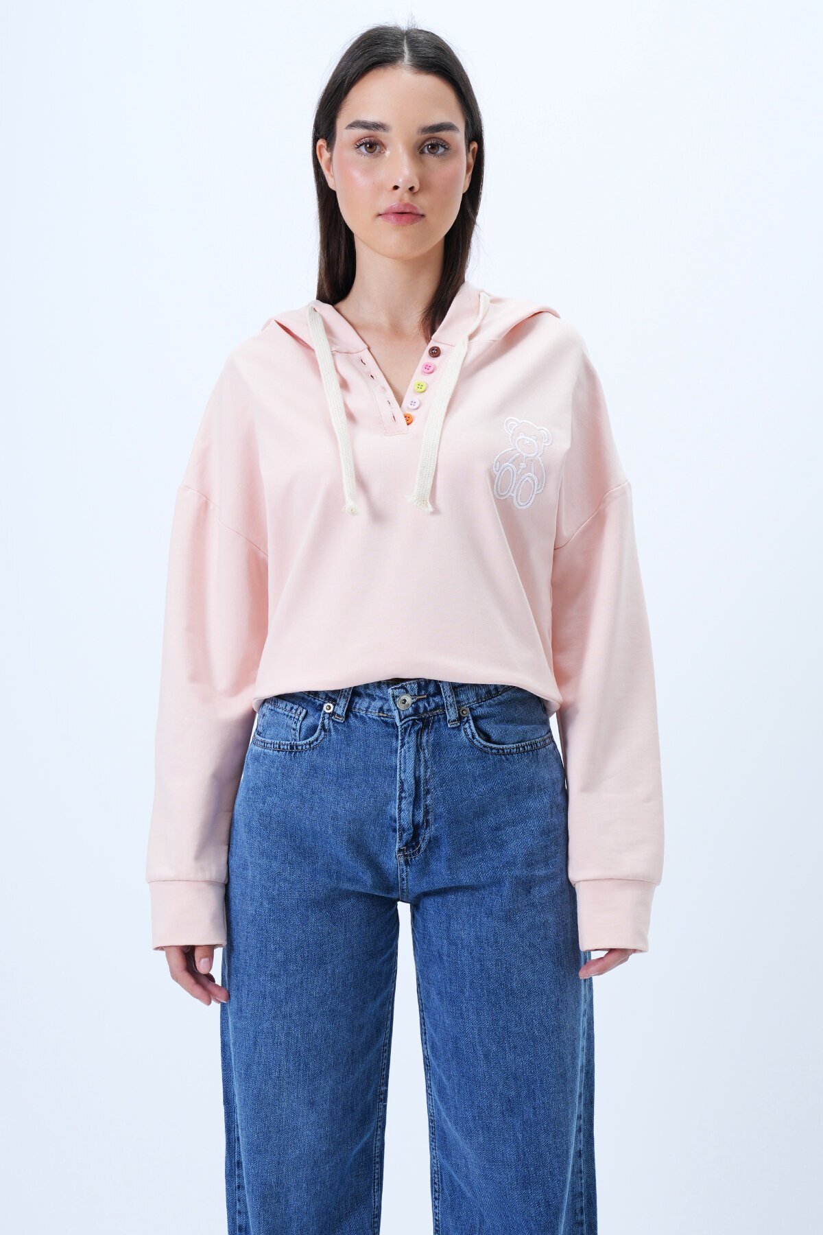 Kapüşonlu Ayıcık Nakışlı Renkli Düğmeli Pamuklu Sweatshırt