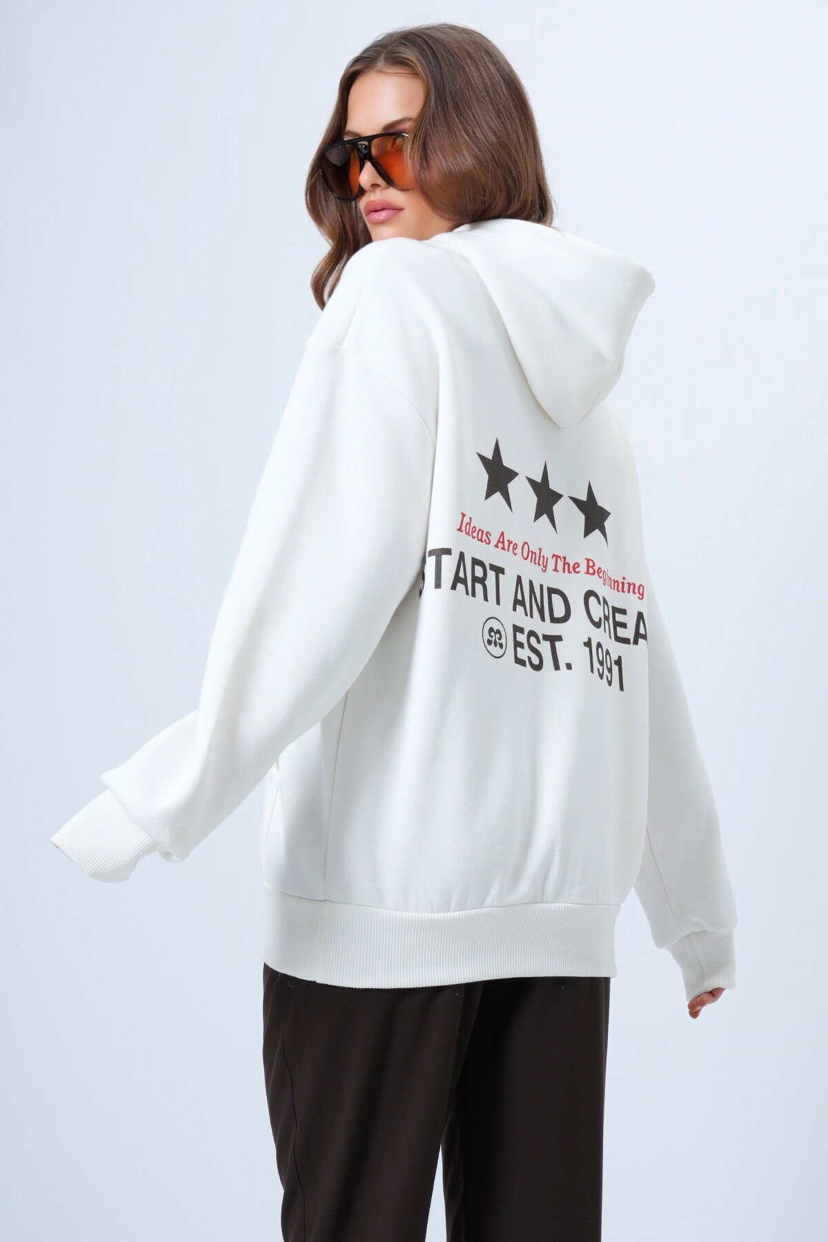 Kapüşonlu Baskılı Kanguru Cepli Uzun Kollu İçi Şardonlu 3 İplik Sweatshirt