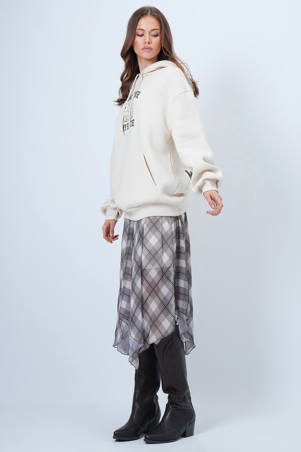 Kapüşonlu Baskılı Kanguru Cepli Uzun Kollu İçi Şardonlu 3 İplik Sweatshirt