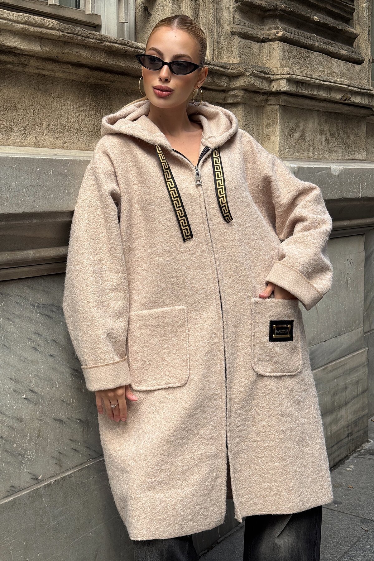 Kapüşonlu Fermuar Kapamalı Torba Cepli Kaşe Kaban