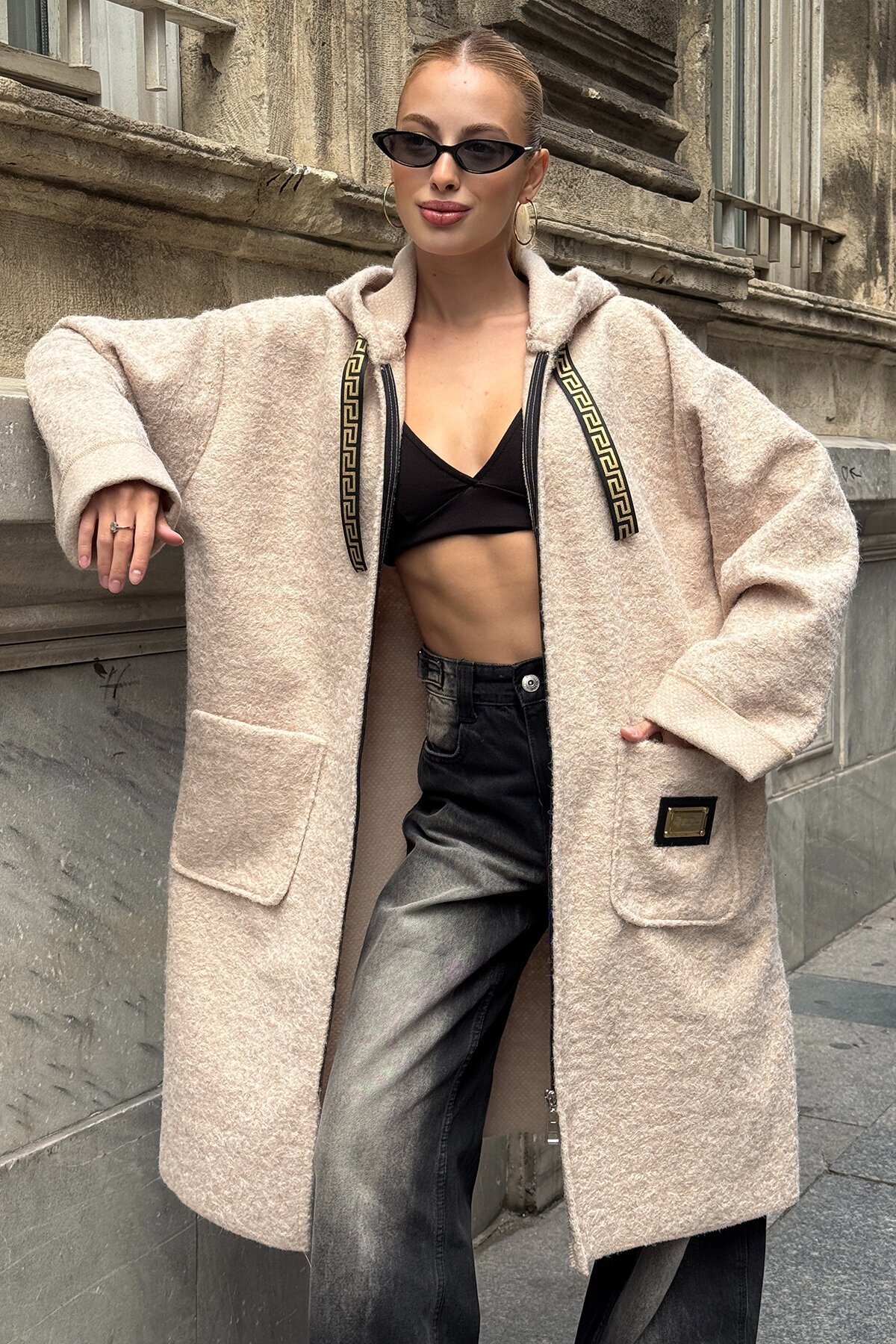 Kapüşonlu Fermuar Kapamalı Torba Cepli Kaşe Kaban