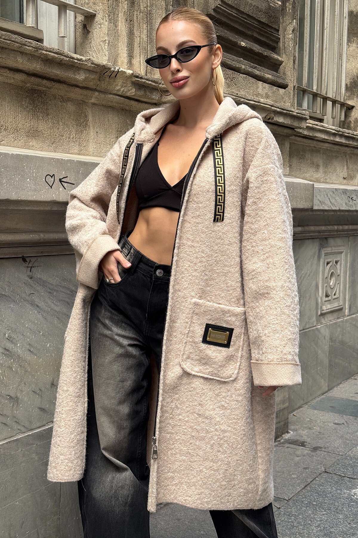 Kapüşonlu Fermuar Kapamalı Torba Cepli Kaşe Kaban