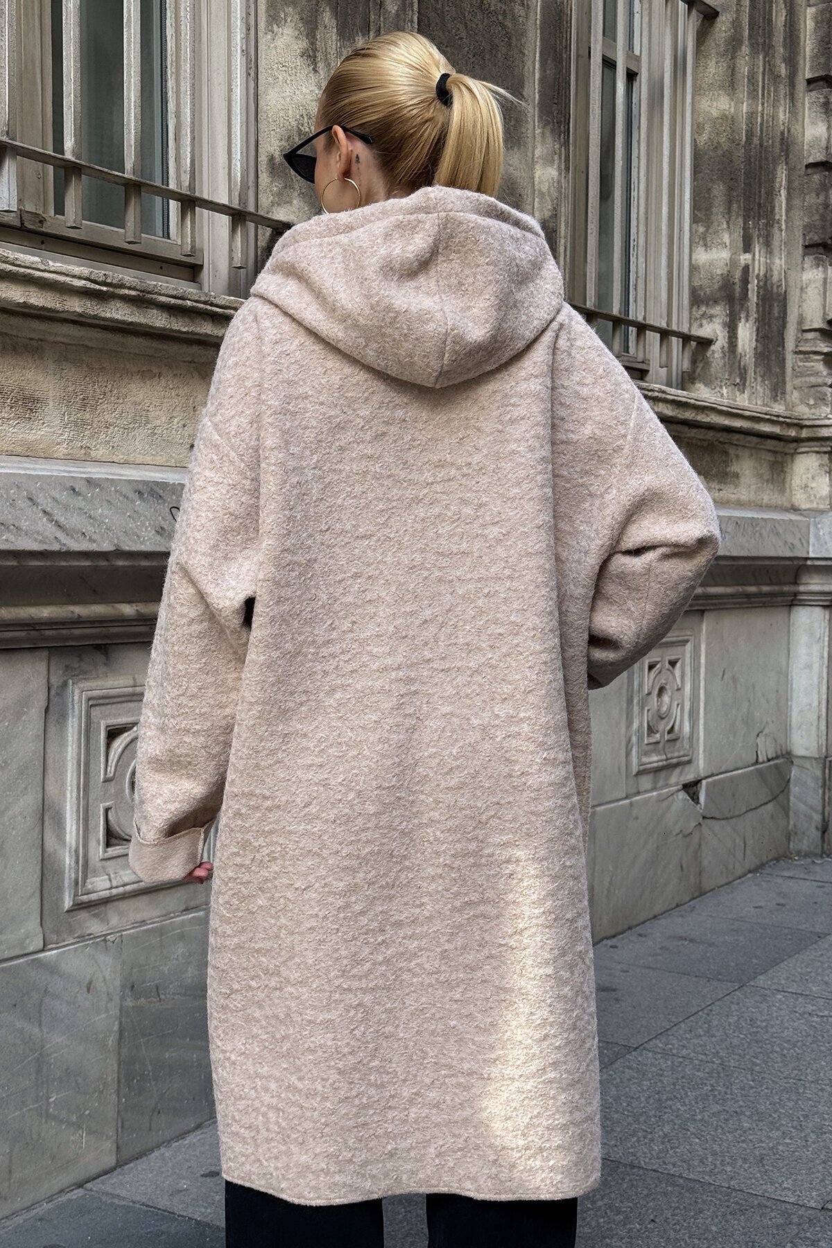 Kapüşonlu Fermuar Kapamalı Torba Cepli Kaşe Kaban