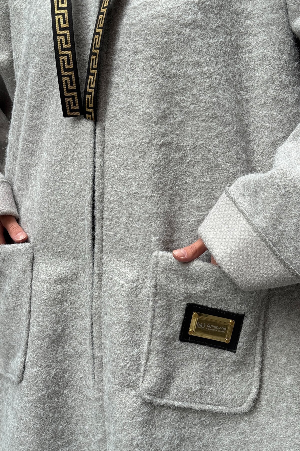 Kapüşonlu Fermuar Kapamalı Torba Cepli Kaşe Kaban