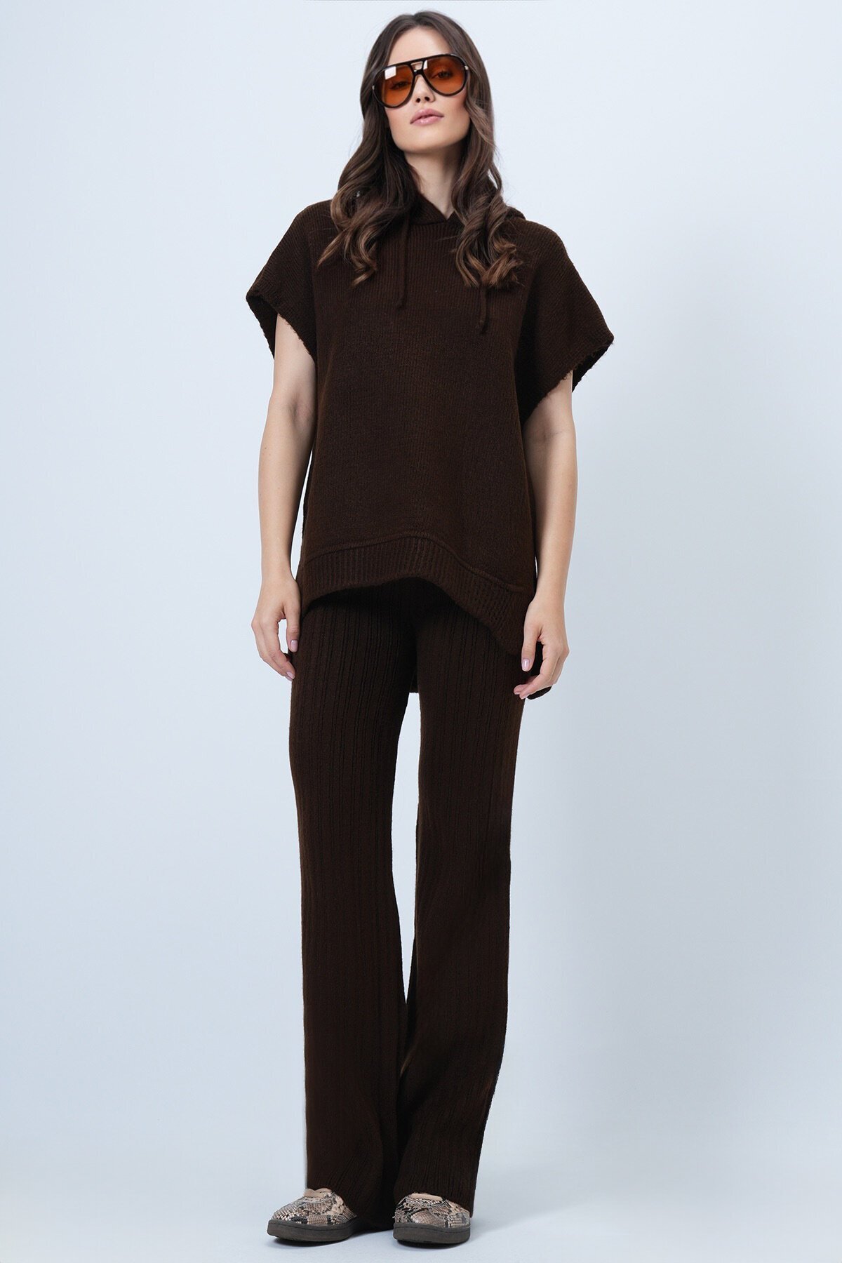 Kapüşonlu Kolsuz Sweat ve Beli Lastikli Pantolon Triko Takım