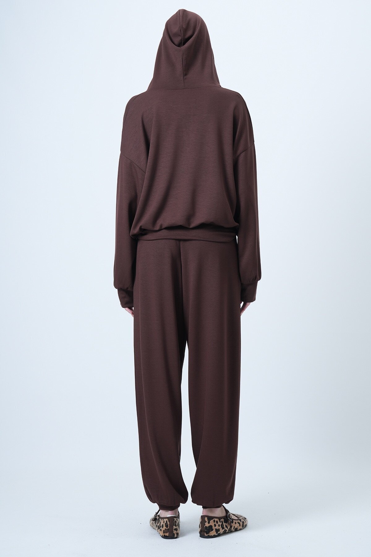 Kapüşonlu V Yaka Oversize Pamuklu Sweatshırt Ve Pantolonlu Takım