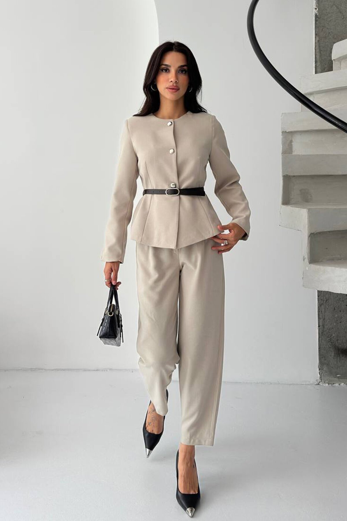 Kemerli Düğme Detaylı İkili Takım