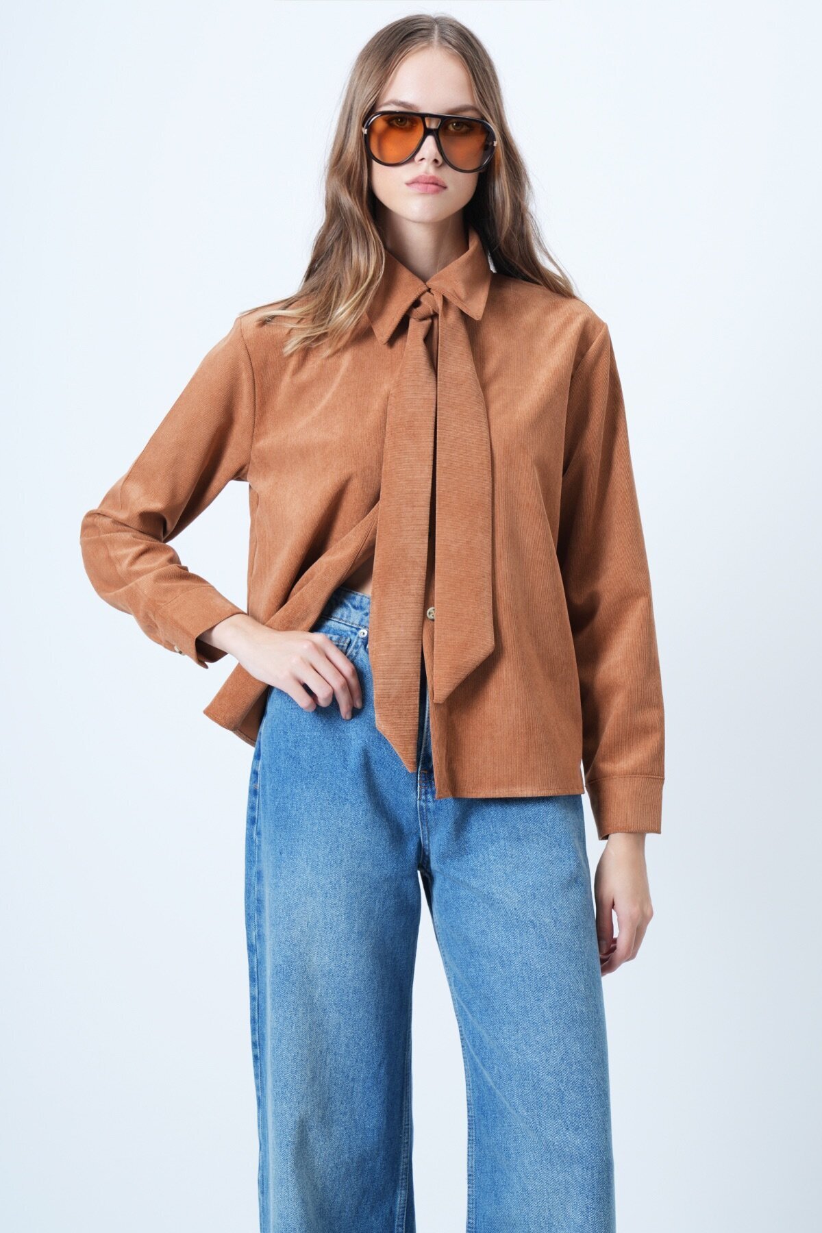 Kendinden Kuşaklı Oversize Kadife Gömlek