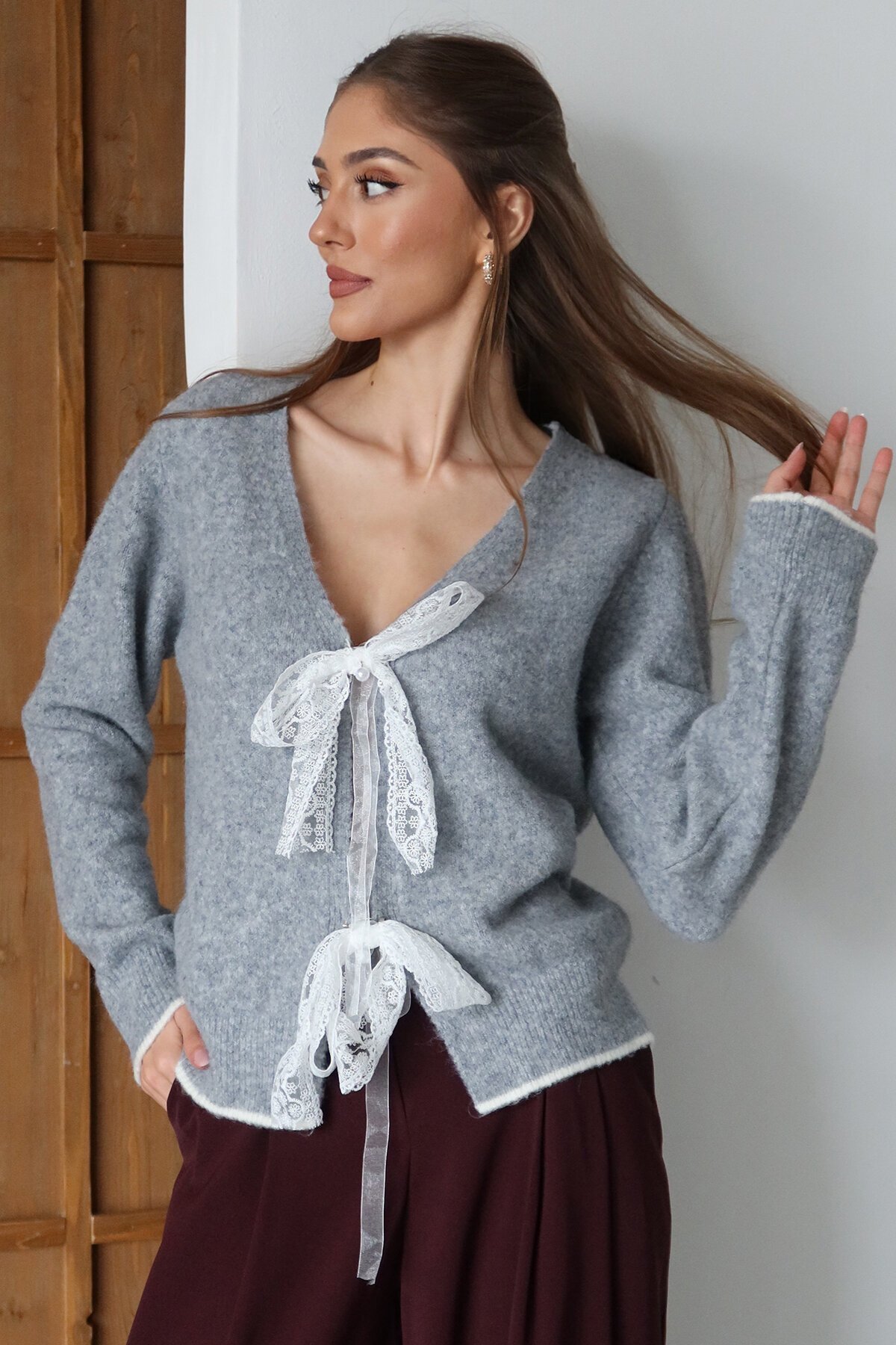 Kurdale Bağlamalı V Yaka Triko Bluz