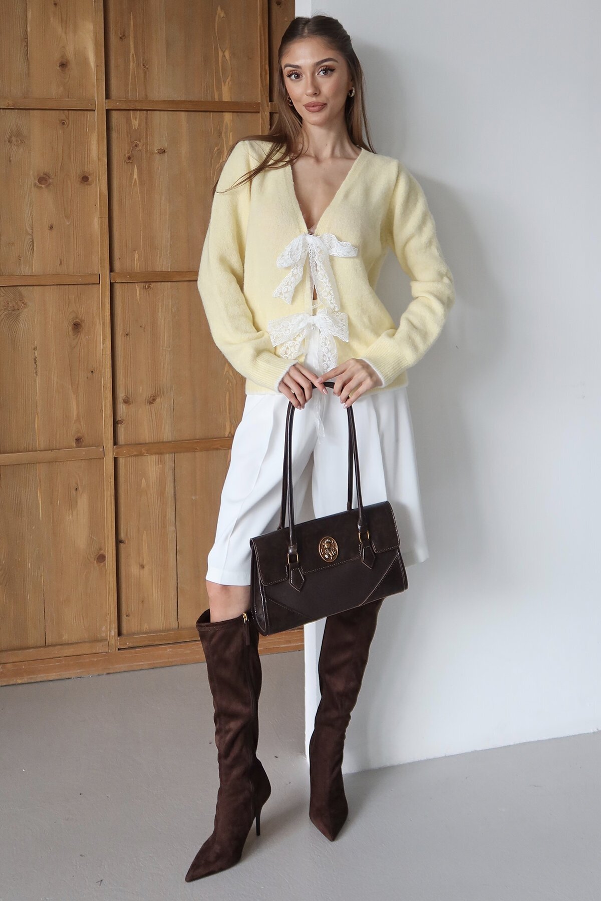 Kurdale Bağlamalı V Yaka Triko Bluz