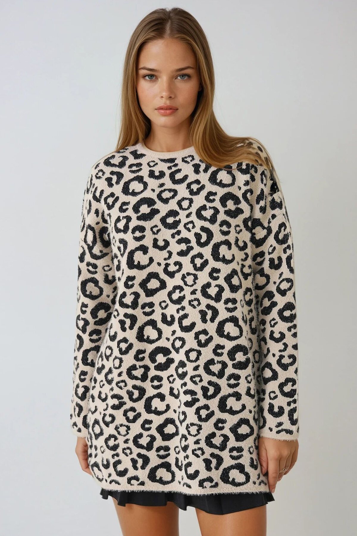 Leopar Desenli Bisiklet Yaka Yumoş Triko Kazak