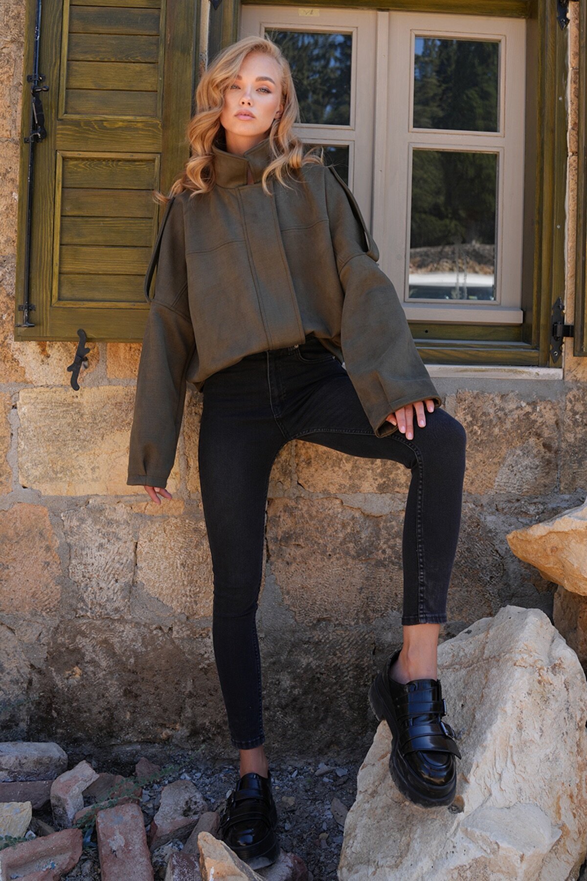 Omuz Apoletli İçi Astarlı Suni Süet Bomber Ceket