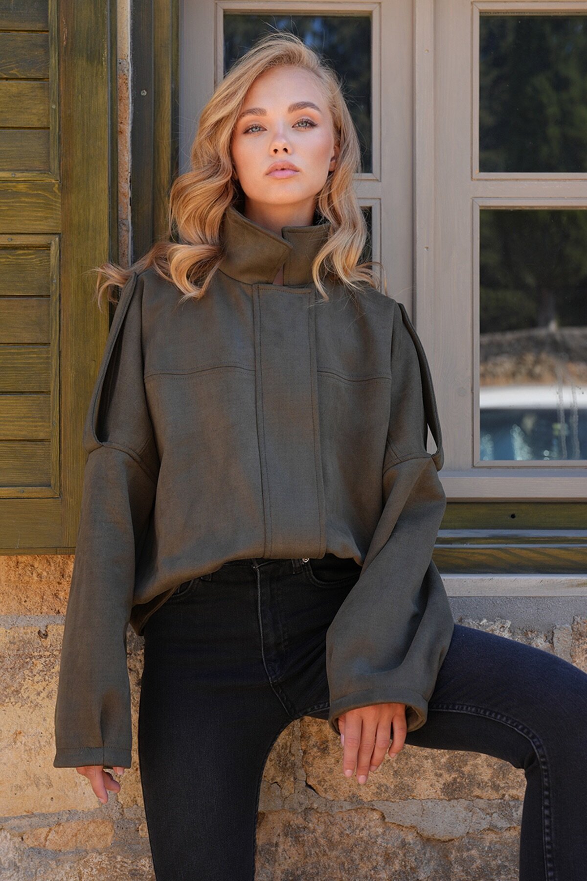 Omuz Apoletli İçi Astarlı Suni Süet Bomber Ceket