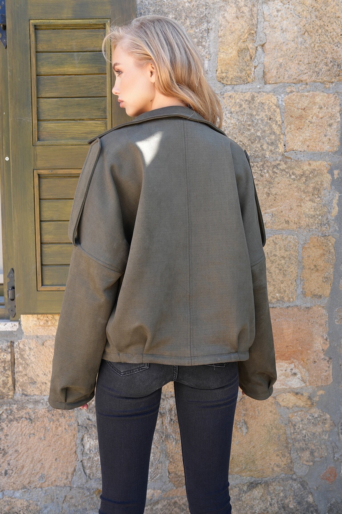 Omuz Apoletli İçi Astarlı Suni Süet Bomber Ceket