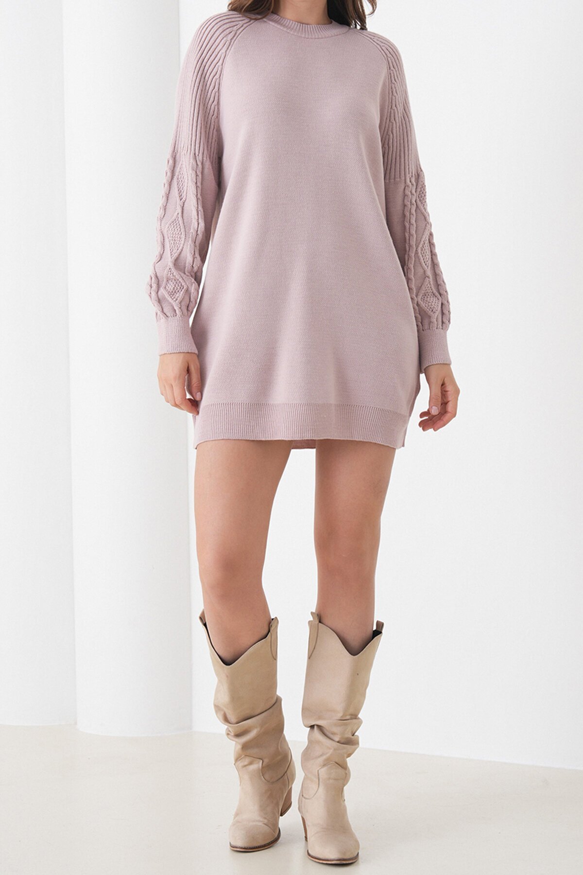 Örgü Detaylı Balon Kollu Triko Elbise