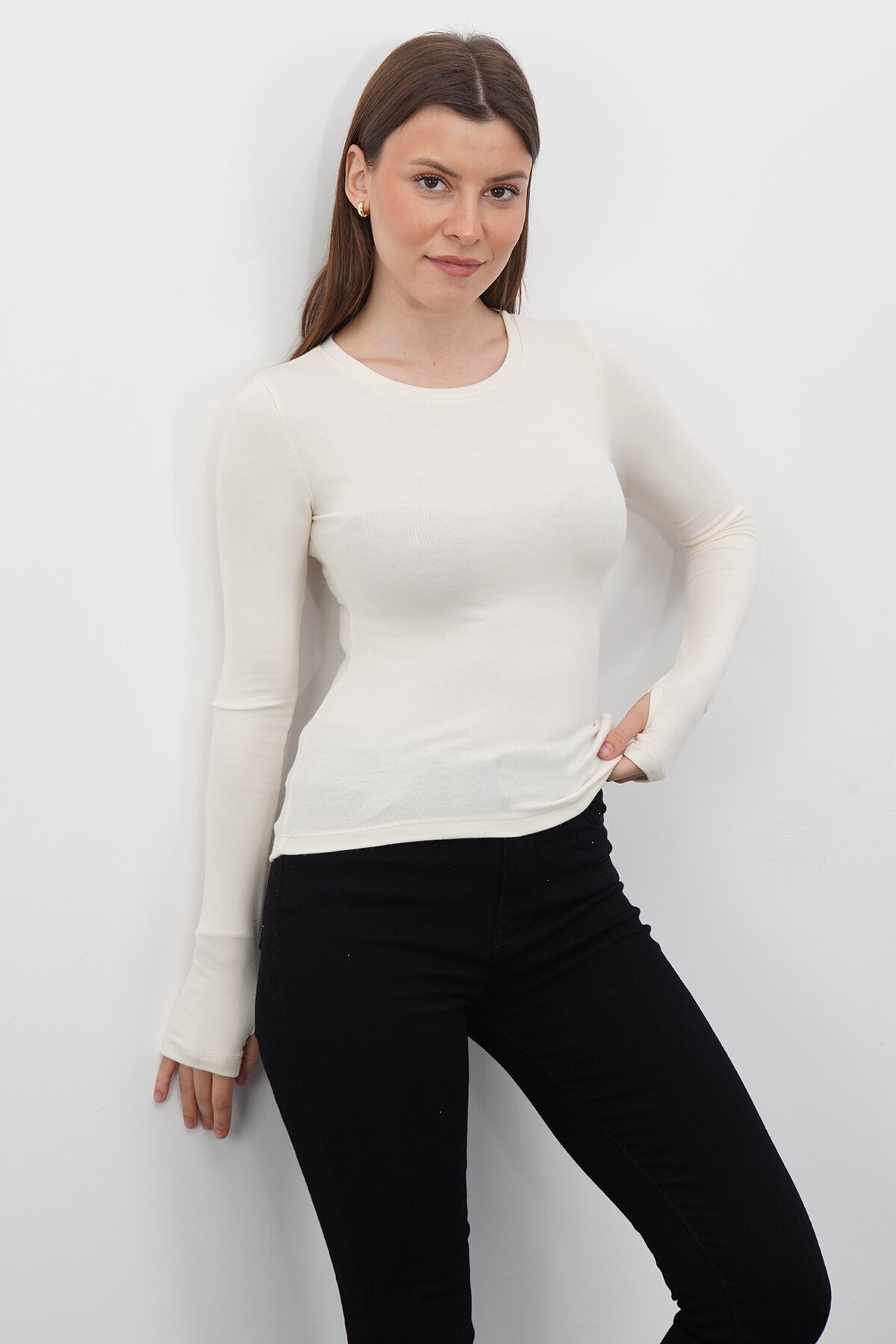 Parmak Detaylı Bisiklet Yaka Basic Bluz