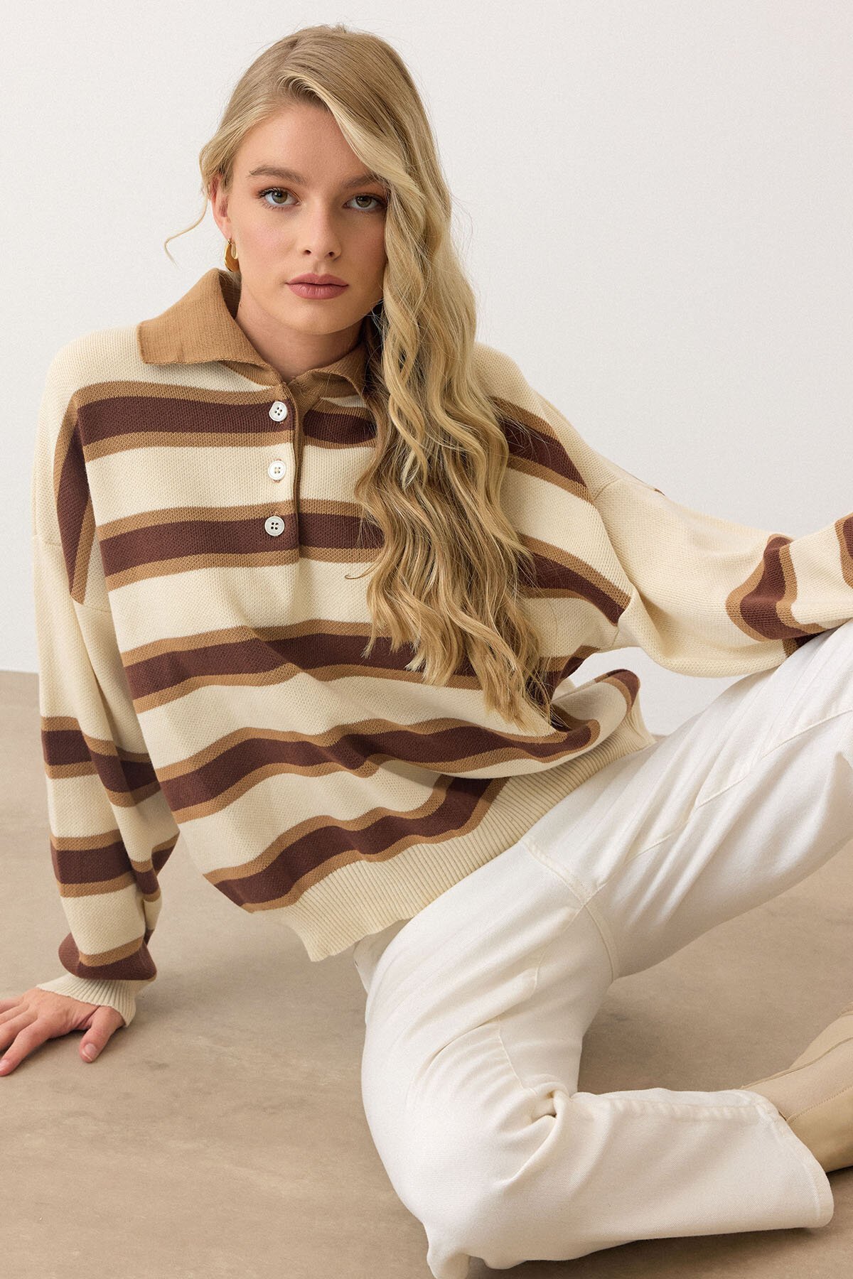 Polo Yaka Çizgili Triko Kazak