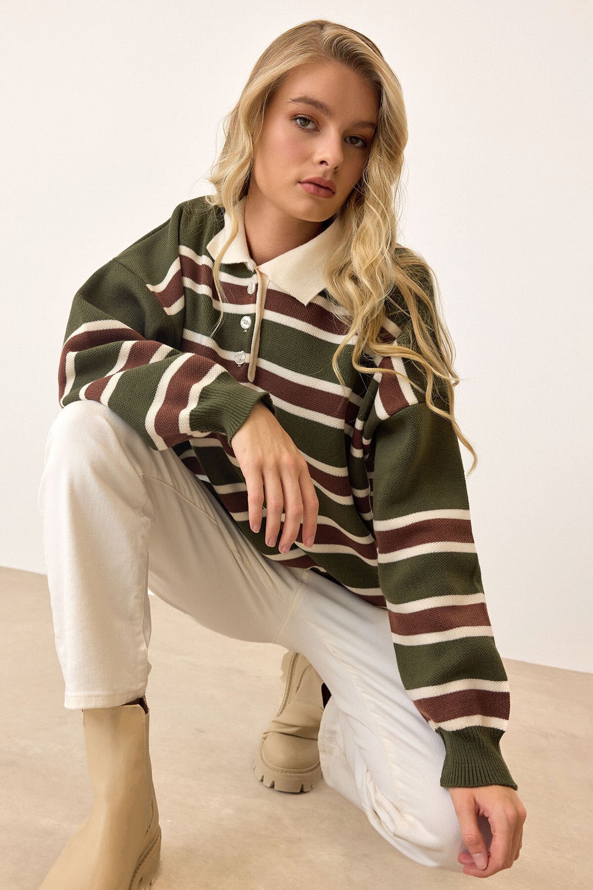 Polo Yaka Çizgili Triko Kazak