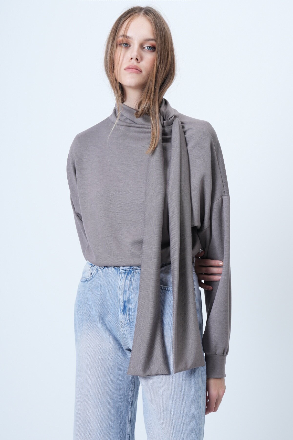 Şal Detaylı Regular Fit Modal Kumaş Bluz