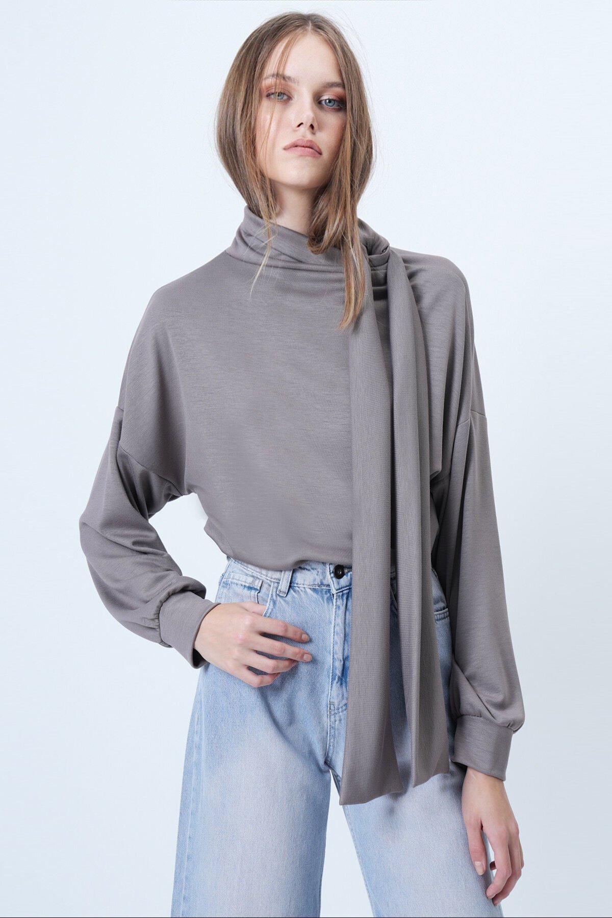 Şal Detaylı Regular Fit Modal Kumaş Bluz