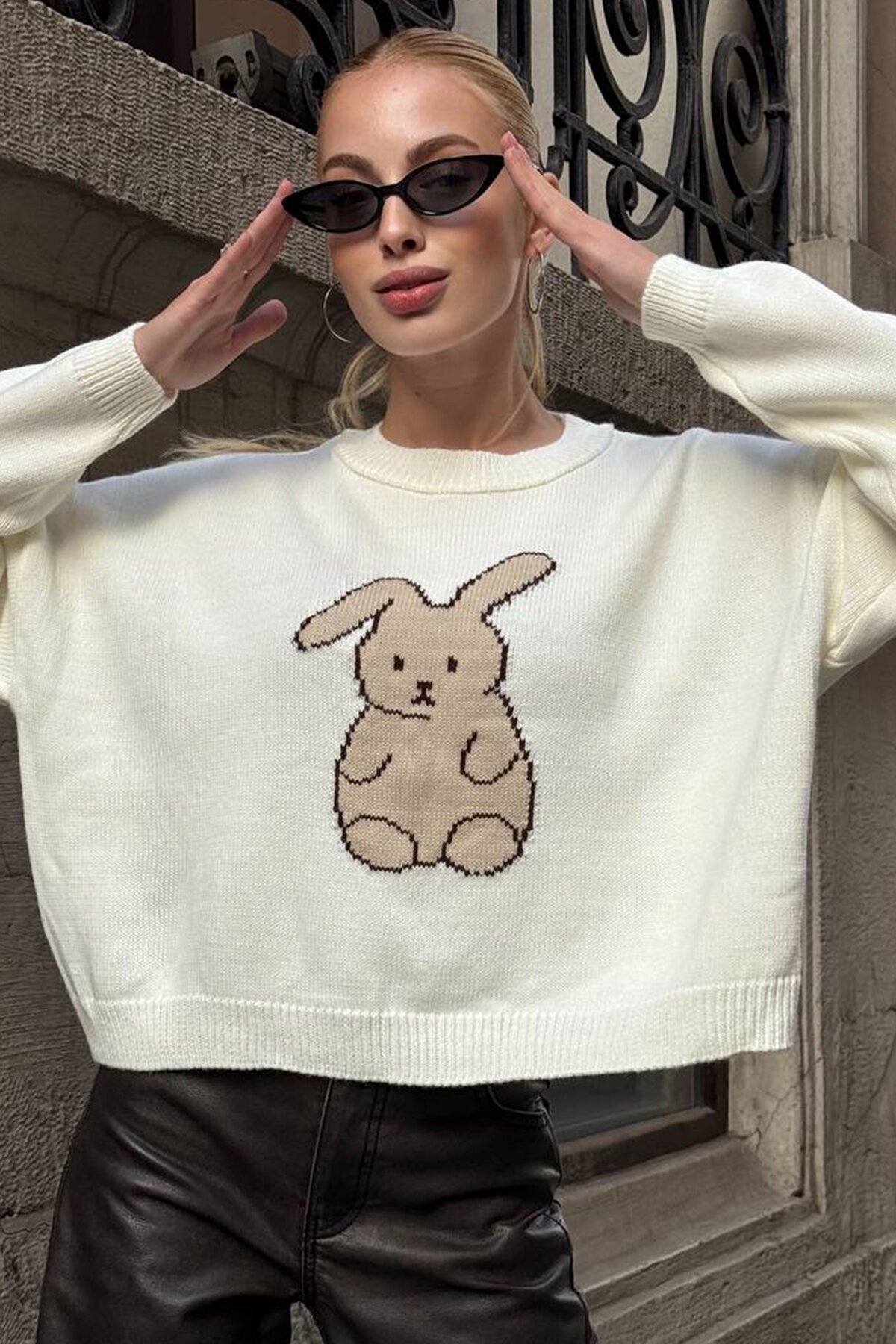 Tavşan Baskılı Bisiklet Yaka Oversize Triko Kazak