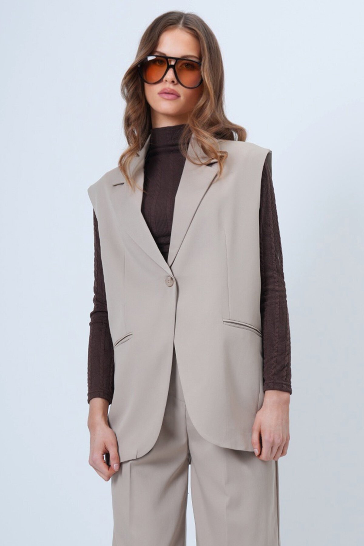 Tek Düğmeli Çift Cepli Astarlı Yelek Pantolon Takım