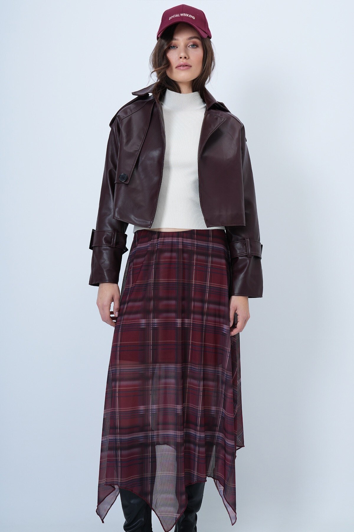 Toka Detaylı Oversize Suni Deri Ceket