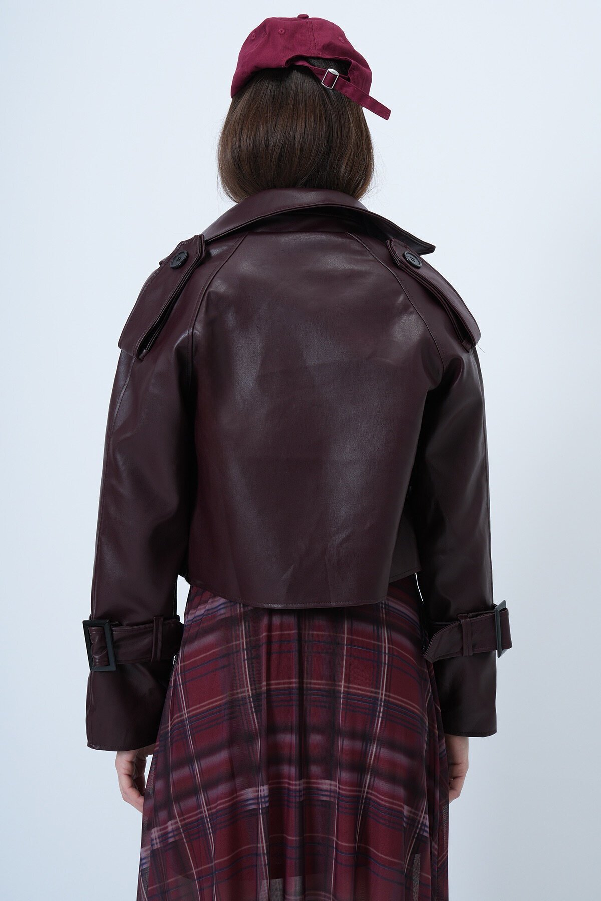 Toka Detaylı Oversize Suni Deri Ceket