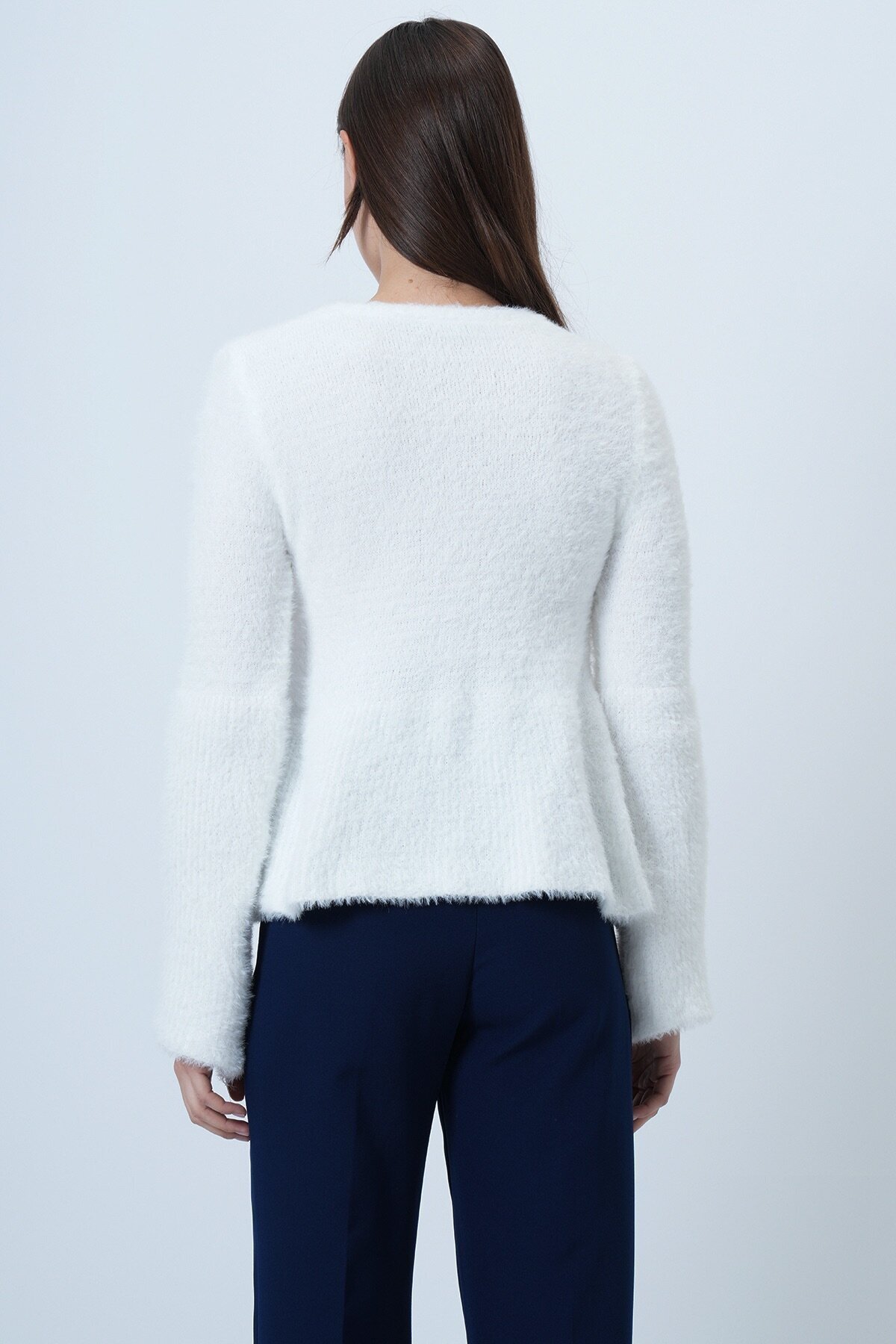 Uzun Kollu Fırfırlı Triko Yumoş  Kazak