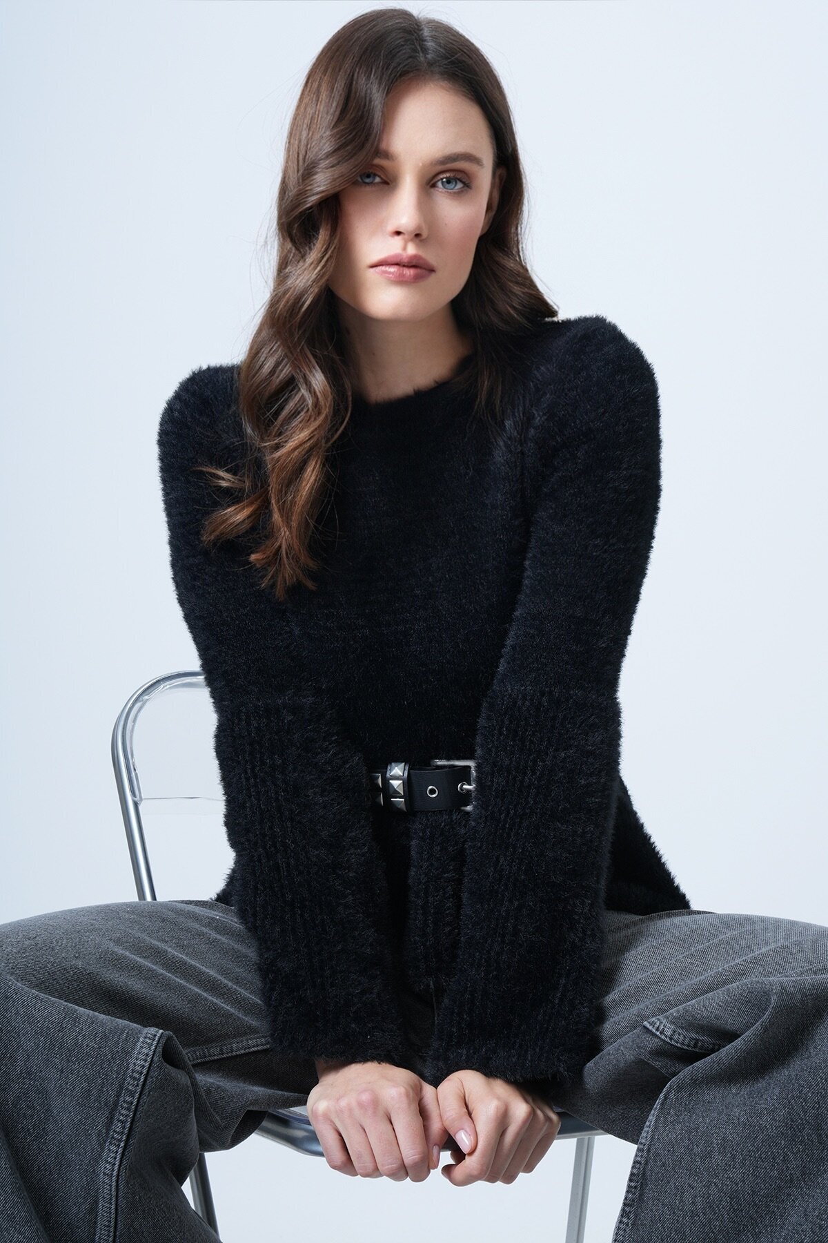 Uzun Kollu Fırfırlı Triko Yumoş  Kazak