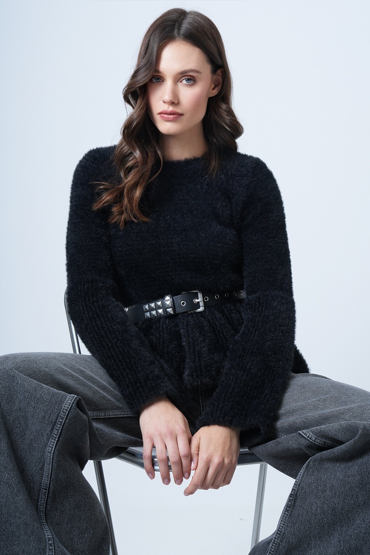 Uzun Kollu Fırfırlı Triko Yumoş  Kazak