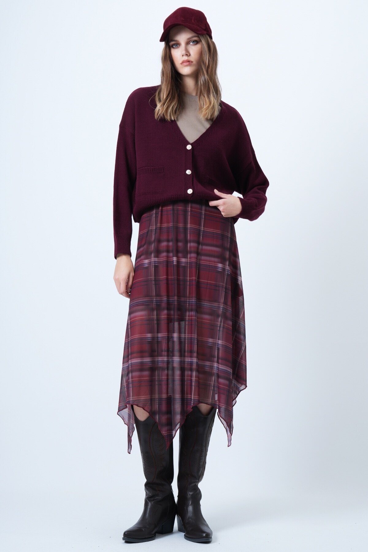 V Yaka Çift Cepli Triko Hırka