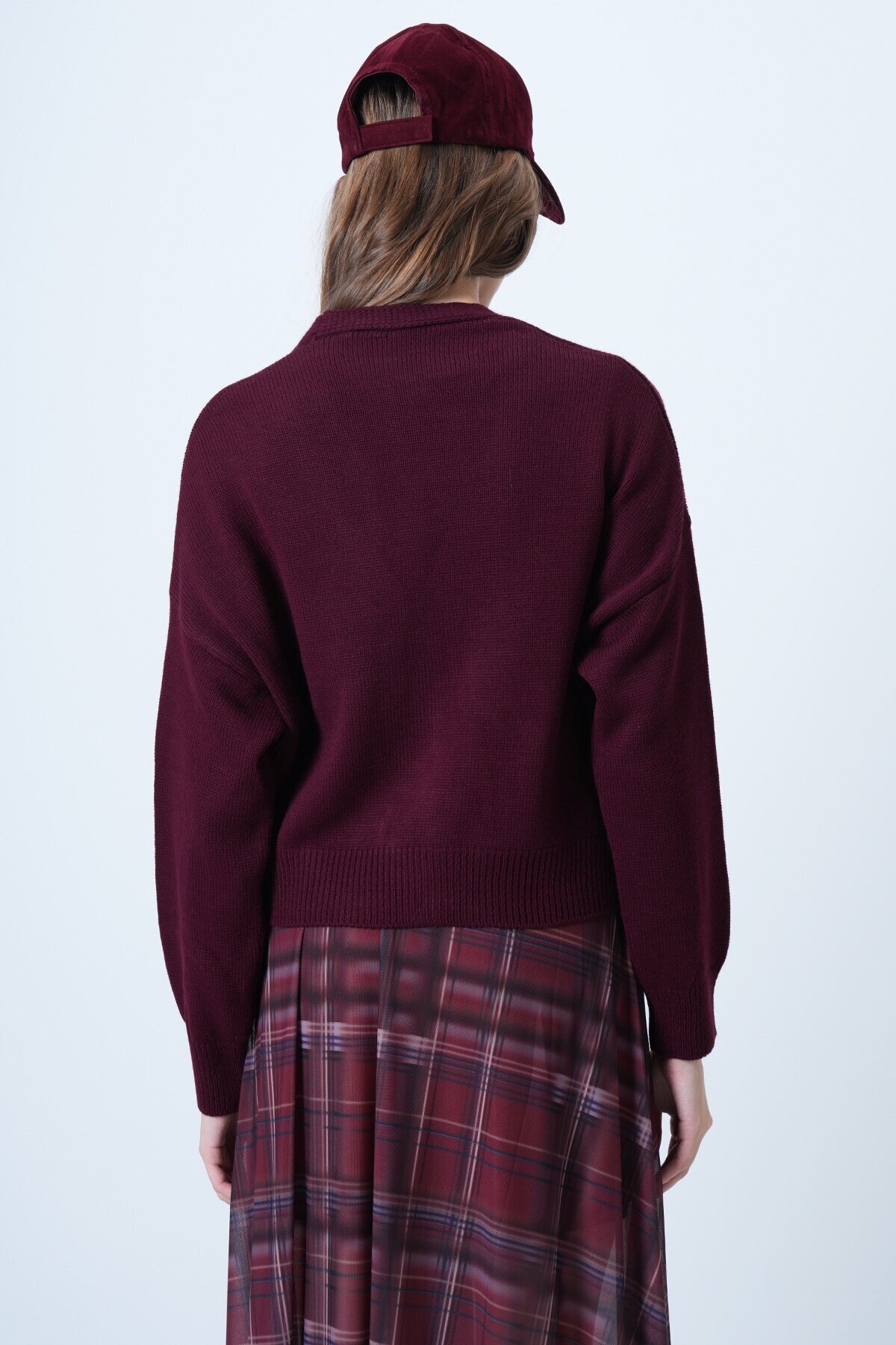 V Yaka Çift Cepli Triko Hırka