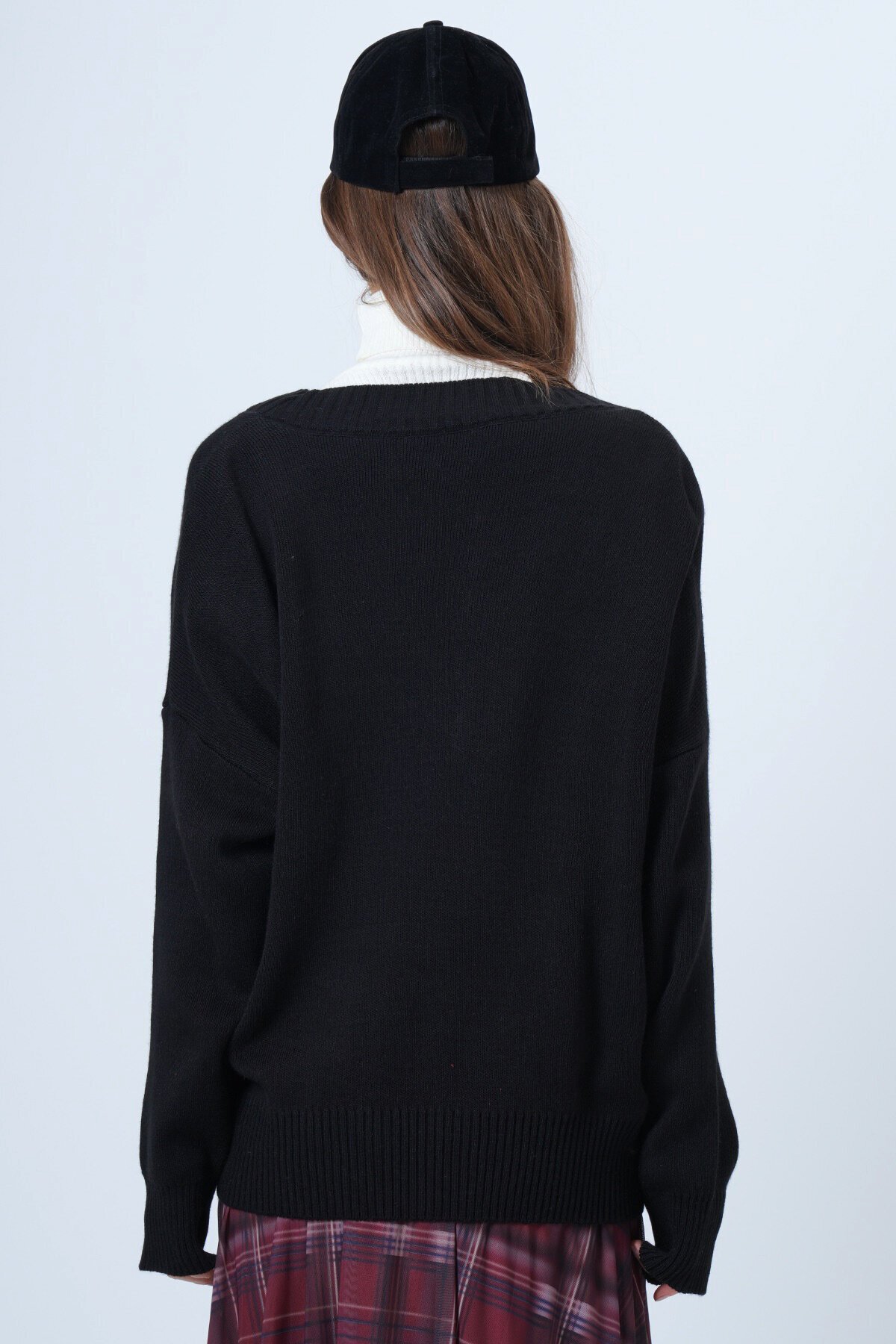 V Yaka Geniş Ribanalı Örgü Uzun Kollu Triko Kazak