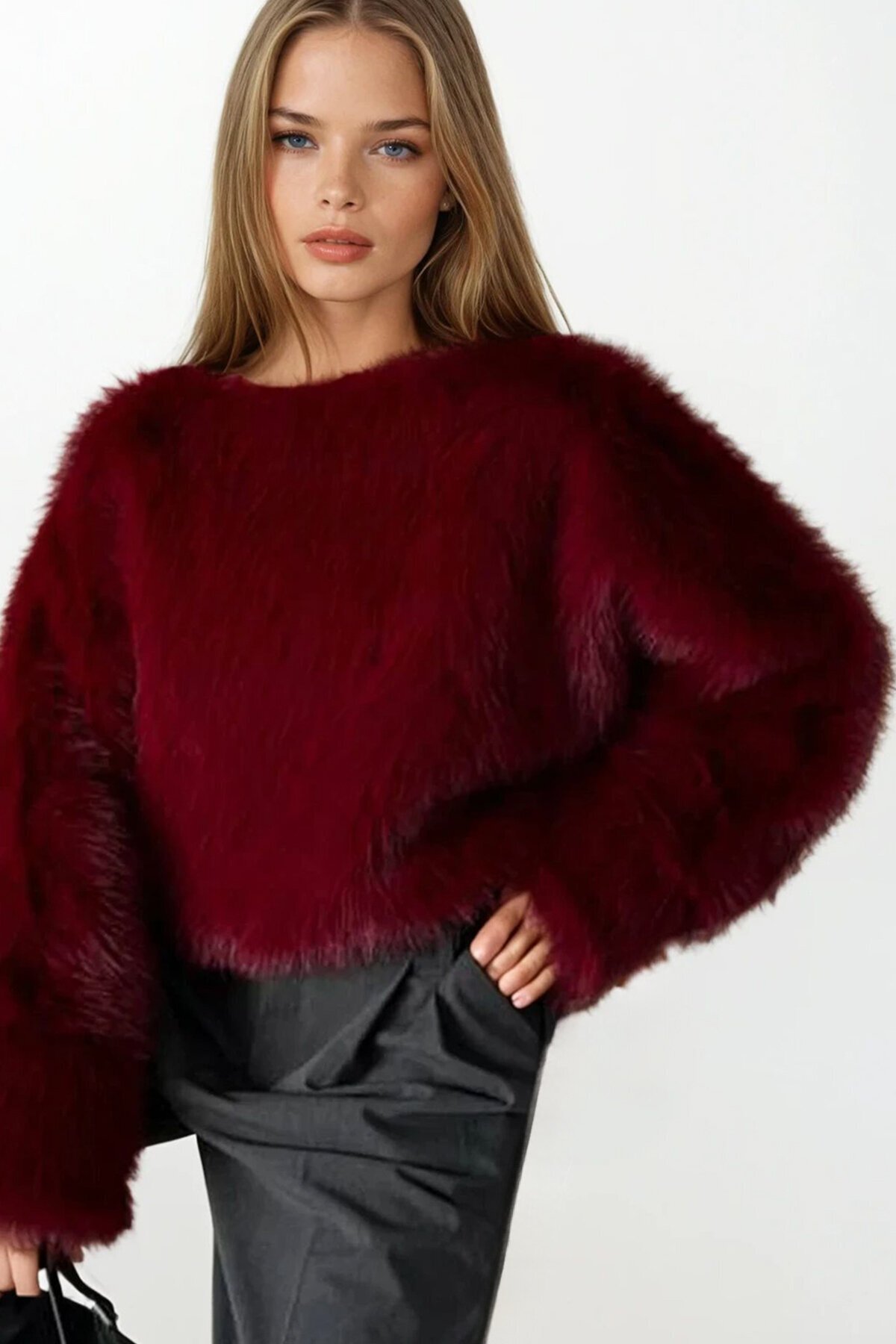 Yumuşak Dokulu Uzun Kollu Oversize Kürk Sweatshirt