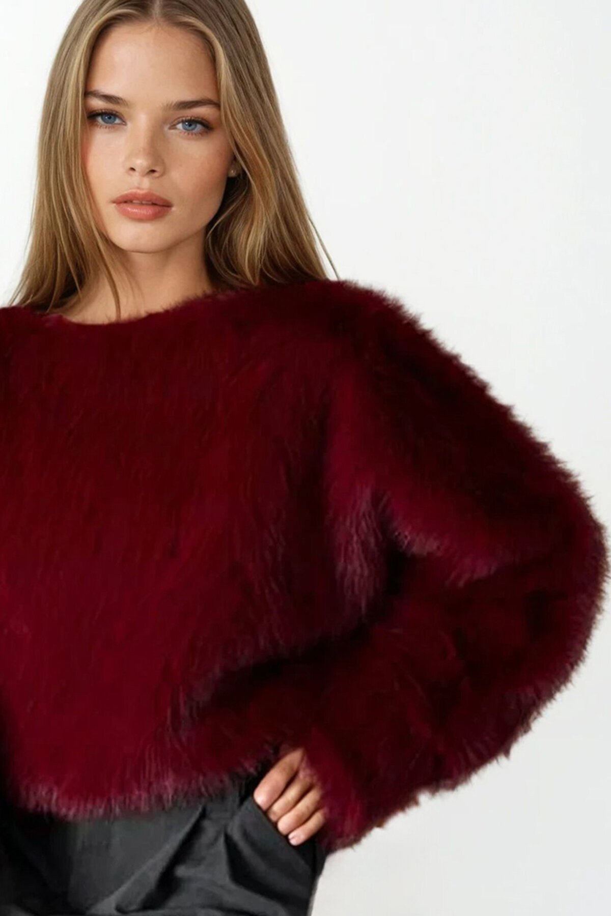 Yumuşak Dokulu Uzun Kollu Oversize Kürk Sweatshirt