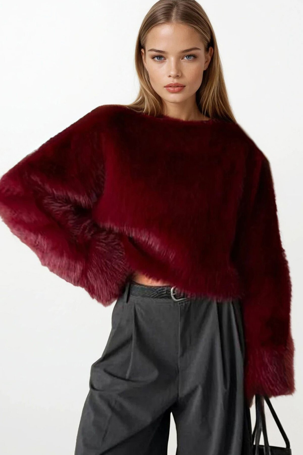 Yumuşak Dokulu Uzun Kollu Oversize Kürk Sweatshirt